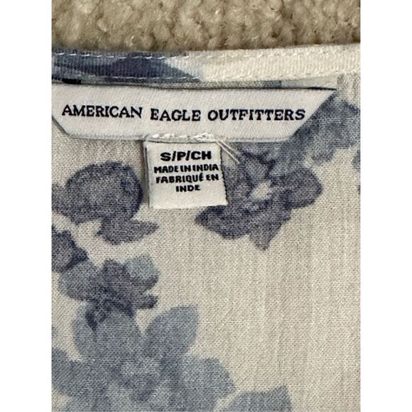 American Eagle adorable v-neck pull over blouse - Picture 6 of 9